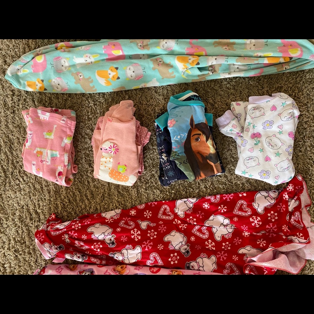 6 pairs of 4/4t winter pajamas